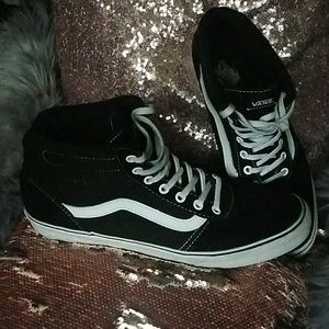 Vans womens hightop shoe size 11